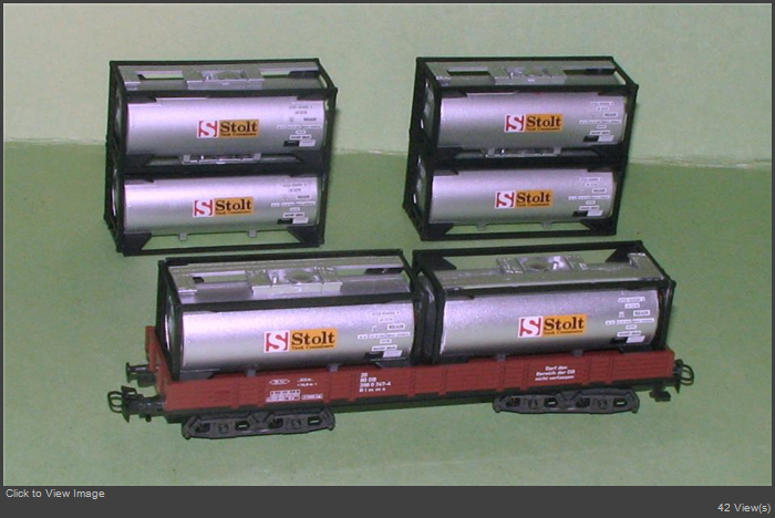 01a = 4473 w-Walthers 1964 Tanks.JPG