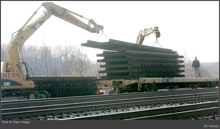 RR Derailment Folo 8-L.jpg