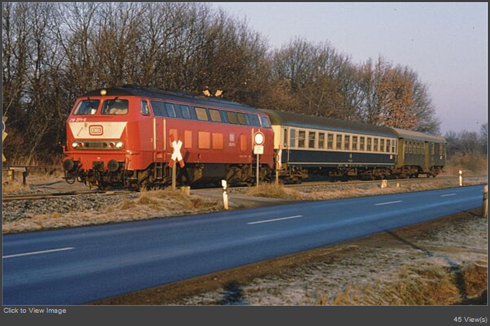 218bunterZug_hq.jpg