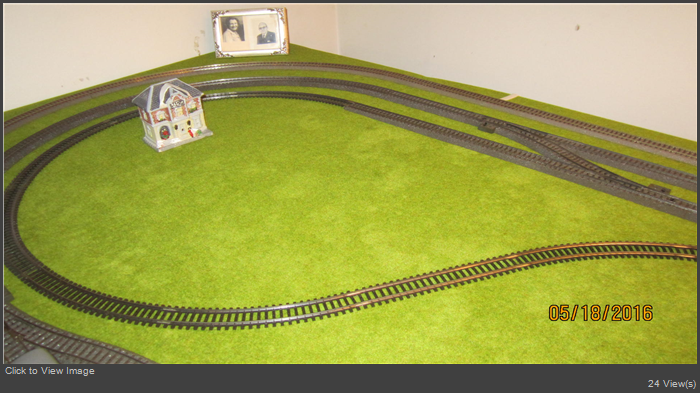 New train layout - May 18, 2106 002.jpg