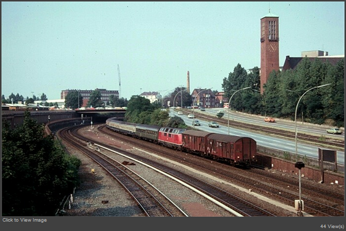 pt-I1020133Hamburg Berliner Tor 1981 eisenbahnfotograf-de.jpg