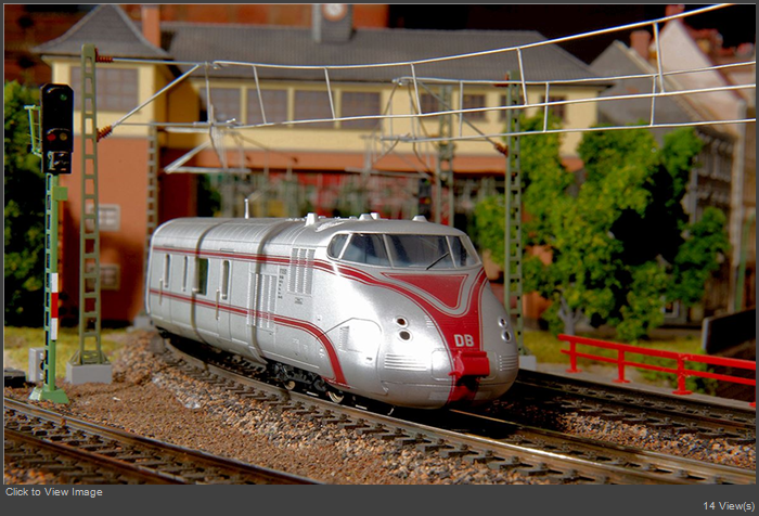 Senator leaves station clean & tweek - small for M-Users.jpg