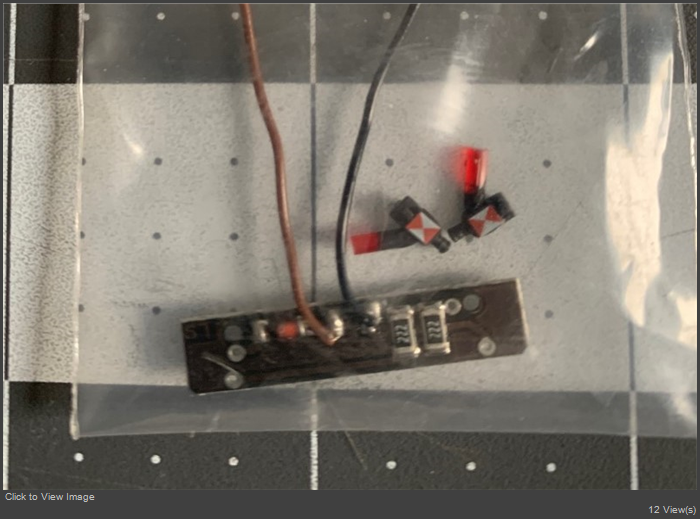 MARKLIN E214147 LAMP and E214147 Circuit board (2).jpg