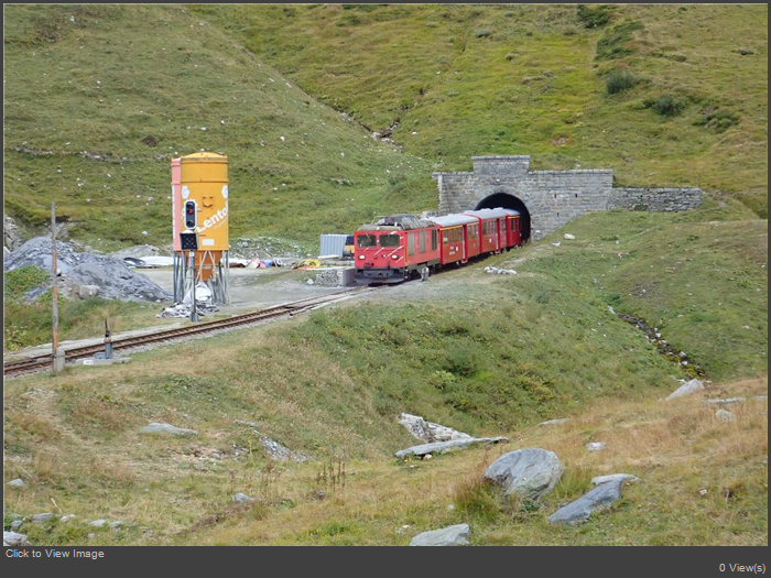 87 trein verlaat tunnel 2.jpeg